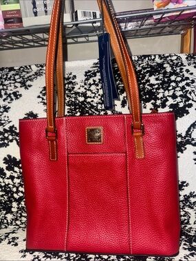 Dooney & Bourke Lexington Tote Bag with Contrast Handles COA included!